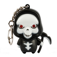 Porte-clés Chibi Reaper avec lumière LED et son effrayant pour décoration de sac de costume, idéal pour les fêtes d'Halloween