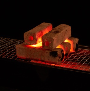 El carbón de bambú de alta calidad es fácil de encender y tiene un bajo contenido de cenizas - Product Image 5