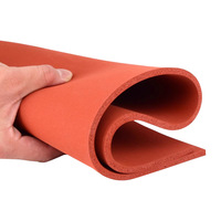 Feuille de mousse de silicone rouge à cellules fermées, panneau de mousse de silicone souple pour l'étanchéité et l'isolation