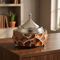 Casserole en bois moderne de luxe avec couvercle en acier inoxydable et incrustation en nacre, écologique
