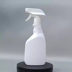 Bouteille pulvérisateur manuelle en plastique transparent blanc de 500 ml, vide, rechargeable, pour le nettoyage des voitures, les travaux ménagers et la détaillage automobile - Product Image 5