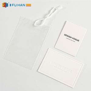 Tùy chỉnh dập nổi <span class=keywords><strong>logo</strong></span> đen lá đóng dấu <span class=keywords><strong>Swing</strong></span> <span class=keywords><strong>tag</strong></span> Set kết cấu giấy treo <span class=keywords><strong>Tag</strong></span> cho quần áo - Product Image 4
