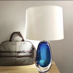 โคมไฟตั้งโต๊ะแฟชั่นรสชาติสูงไฟ <span class=keywords><strong>LED</strong></span> เคลือบหรูหราสวยงาม - Product Image 2