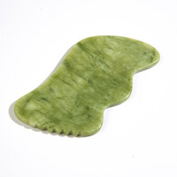 Planche de massage Gua Sha en jade naturel à dents, logo personnalisé, masseur universel pour le corps entier, pour la beauté, la santé, le fitness et le remodelage corporel