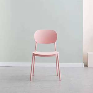 Chaises de salle à manger empilables sans accoudoirs en plastique PP, design simple et luxueux, vente en gros - Product Image 3