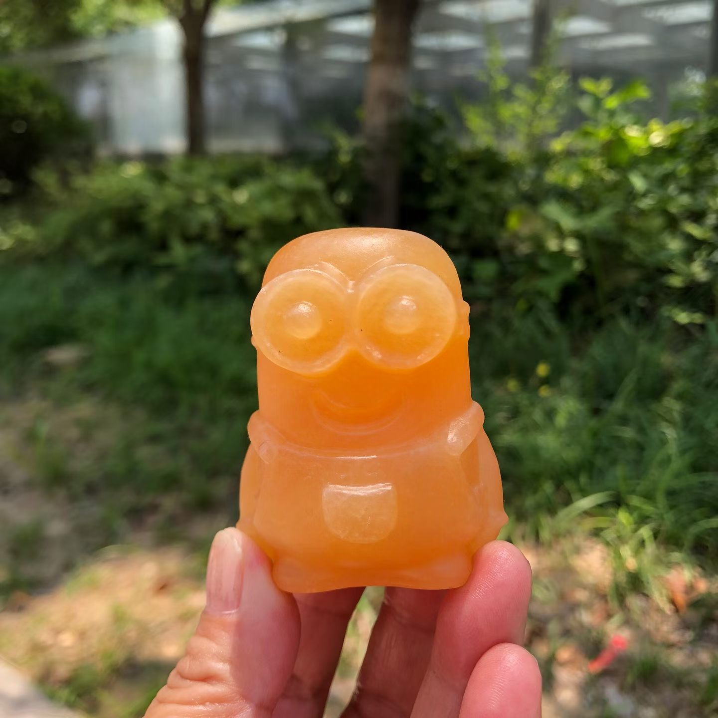 Minions de calcite jaune
