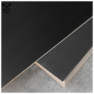 Contrachapado Recubierto de Película Antideslizante de Alta Tracción de 9 a 18 mm, WBP, Resistente a la Humedad, para Pisos de Escenarios, <span class=keywords><strong>Estudios</strong></span> de Danza y Giras - Product Image 1