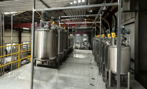 Réservoir de mélange liquide 500L avec agitateur - Product Image 2