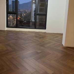 <span class=keywords><strong>Plancher</strong></span> en vinyle rigide SPC de qualité supérieure, couche d'usure réaliste en <span class=keywords><strong>bois</strong></span>, antidérapant, structure ABA, pour usage commercial, salle de sport, commerce de détail - Product Image 6