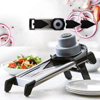 Mandoline de cuisine manuelle multifonctionnelle avec lames interchangeables et épaisseur de coupe réglable pour légumes et pommes de terre
