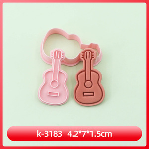 Ensemble de découpoirs à biscuits en forme d'instruments de musique, <span class=keywords><strong>guitare</strong></span>, batterie, dessin animé 3D, moule à biscuits DIY - Product Image 6
