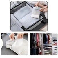Sac rétractable en PE avec fermeture éclair, poignée, logo imprimé offset recyclable, curseur transparent pour l'emballage de vêtements