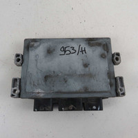 Calculateur moteur d'occasion 8200417597 Renault Clio Mk2 2001-2005 (79251)