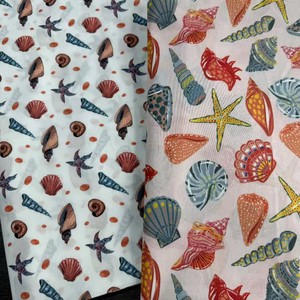 Popelina 100% Algodón 60S de Alta Densidad |   Tela para Ropa de Estar en Casa para Niños y Mujeres con Estampado de Conchas Marinas - Product Image 1