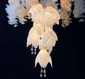 LANJO Nuevas Luces de Cadena Luminosas con Forma de Lirio para Techo de Boda, Decoración de Fondo para Escenario de Boda Estilo Bosque y Adornos para Guía de Entrada - Product Image 1