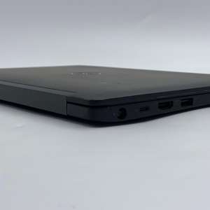 Portátil Dell Latitude 13 7390 Usado - Intel Core I5-8250U, 8GB RAM, 256GB SSD, Full HD 1920x1080, Pantalla de 13.3'', Inglés - Product Image 5