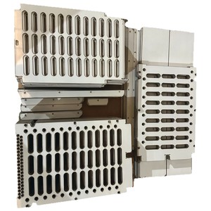 Pièces en tôle d'acier inoxydable sur mesure, pliage, découpe, poinçonnage, formage de métaux, traitement pour composants de machines industrielles - Product Image 4