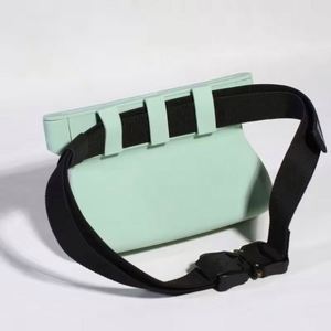 Portable Outdoor Training Waist Bag <b>Silicone</b> <b>Waterproof</b> Treat Pouch With Belt - Product Image 3