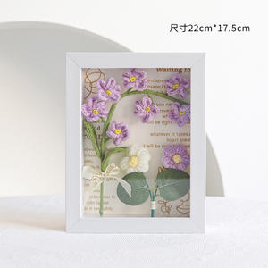 Marco <span class=keywords><strong>de</strong></span> Fotos Tejido a Mano con Flores <span class=keywords><strong>de</strong></span> No <span class=keywords><strong>Me</strong></span> Olvides para Navidad, Día <span class=keywords><strong>de</strong></span> San Valentín, Graduación, Día <span class=keywords><strong>de</strong></span> la Madre y Otras Celebraciones - Product Image 3