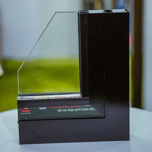 Perfil de Aluminio Negro Serie Shalumi 6000 de Alta Calidad para Puertas y Ventanas con Servicios de Corte/Soldadura, Fabricante de Vietnam - Product Image 1