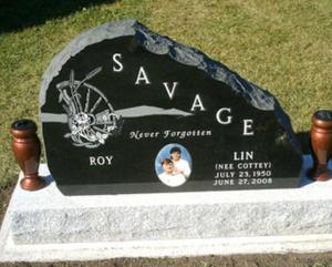 Chinese <strong>Absolate</strong> Black Granite Heart Shape Headstone for Cemetery - Product Image 3