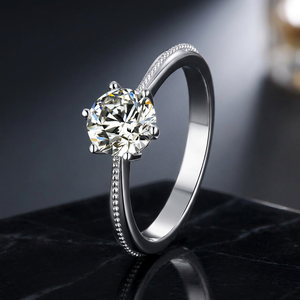 Anillo de Compromiso de Moissanita de 1.0 CT para Mujer, Corte Brillante, Engaste de Garras, Estilo Romántico, Certificado IGI, Chapado en Rodio, Plata 925 - Product Image 1