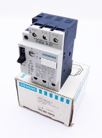 3VU13000MP00 Kemasan Tidak Asli Baru Segel Original PLC
