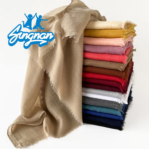 शरद ऋतु सर्दियों की नई मुस्लिम महिला वर्ग ठोस रंग यूरोपीय अमेरिकी शॉल हल्के गले गले से गर्म बांस - Product Image 1