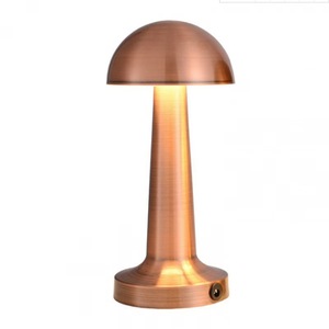 Lampe de table LED moderne de luxe en gros, à intensité variable tactile, rechargeable par USB, corps en aluminium, culot E26 pour bar, maison, chevet, dîner - Product Image 5
