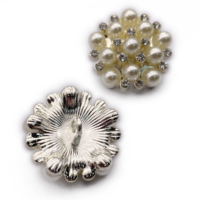 Strass fausse perle ornements fleur bouton à dos plat bouton perle pour robe de mariée