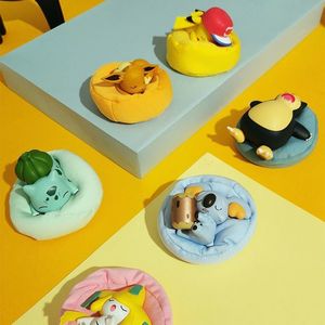 Figurines d'action miniatures Pokémon Série Rêve Étoilé : Pikachu, Eevee, Komala - Boîte mystère - Product Image 4
