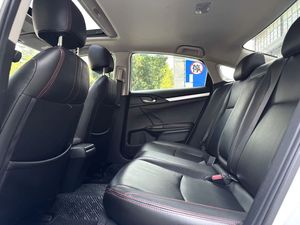 Sedán Deportivo Usado <span class=keywords><strong>Honda</strong></span> <span class=keywords><strong>Civic</strong></span> 2016 2018 1.5T CVT LHD 177HP 8.6s <span class=keywords><strong>0</strong></span>-100 Techo Solar Eléctrico 6 Bolsas de Aire Auto Usado Confiable para Exportación - Product Image 5