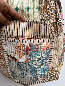 Sac à dos en coton matelassé patchwork élégant multicolore Sac de transport Sac d'école Sac de voyage et de shopping Cadeau spécial Femme - Product Image 3