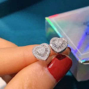Xinfly 0.30CT Wholesale Wedding Fashion Jewelry Natural Diamond Heart Shape 18K Pure <b>Stud</b> Earring - Product Image 3