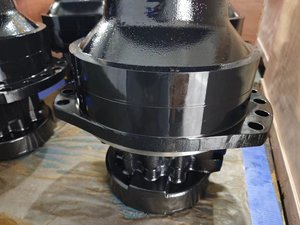 Motor Hidráulico de Pistón T740 T750 T770 T870, Hierro Fundido, Números de Pieza 7282835 7440632 7388750 - Product Image 4