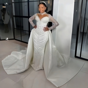 <span class=keywords><strong>Robe</strong></span> de mariée personnalisée, nouveau style, de luxe, africaine, grande taille, en dentelle, à manches longues, avec sequins et traîne <span class=keywords><strong>longue</strong></span> détachable - Product Image 1