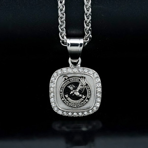 Vente en gros – Collier Hip Hop en acier inoxydable plaqué or 18 carats PVD, serti de zircone cubique, motif Dernière Cène, pour homme, emballage personnalisé - Product Image 5
