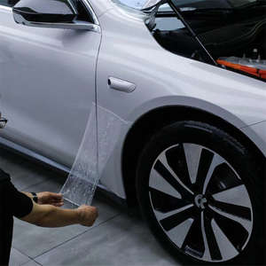 1.52m <span class=keywords><strong>X</strong></span> 15m Enveloppe de carrosserie en TPU à cicatrisation automatique <span class=keywords><strong>Film</strong></span> de protection contre les UV de peinture OEM Enveloppe de voiture anti-rayures - Product Image 4