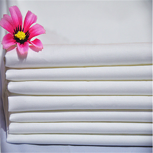 100% cotone 250TC 40x40s <span class=keywords><strong>raso</strong></span> <span class=keywords><strong>bianco</strong></span> e 1cm 3cm striscia hotel casa biancheria da letto tessuto lenzuolo piatto tessuto - Product Image 1