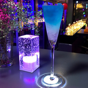 Bar Rechargeable Table Lamp Square Crystal Led Luminous <b>Nightlight</b> For Club Cafe Decorative Use - Product Image 2