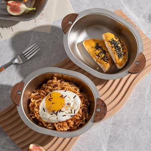Bols en acier inoxydable avec manche en <span class=keywords><strong>bois</strong></span> Bol créatif en forme d'ours coréen Assiette à céréales Bol à salade à dessert <span class=keywords><strong>double</strong></span> face en noyer - Product Image 3