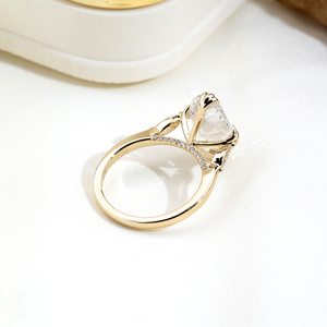 Anillo de Compromiso y Boda Messi Gems MSR-1986 de Oro de 14K, Anillo de Diamante Cultivado en Laboratorio con Corte Ovalado de 5.1ct E VVS1 - Product Image 3