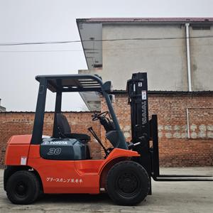 מלגזה טויוטה <span class=keywords><strong>30</strong></span> משומשת 3 טון 3.5 טון 5 טון מלגזה דיזל יד שניה איכותית במחיר נמוך - Product Image 6