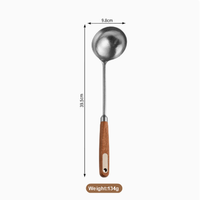 SANOSH Louche en titane pur, grande cuillère de cuisine pour marmite, ustensile avec manche en bois naturel, longueur 40 cm, prise en main facile, compatible lave-vaisselle