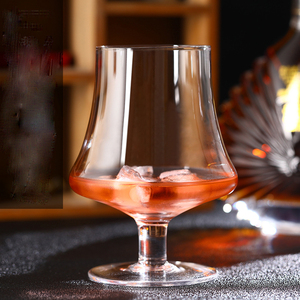 All'ingrosso elegante <span class=keywords><strong>Brandy</strong></span> senza piombo <span class=keywords><strong>bicchieri</strong></span> di vino piedi corti Logo personalizzato materiale di cristallo birra tè per uso domestico whisky personalizzabile - Product Image 2