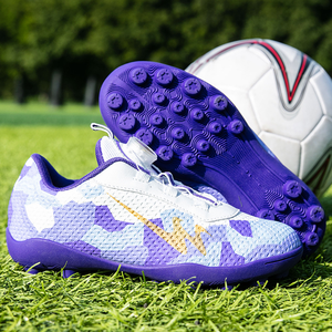 Chaussures de football en cuir américaines pour hommes et jeunes, crampons de sport pas chers pour l'entraînement - Product Image 3