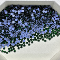Kristal Emerald Glass Hotfix Flatback Berkualitas Tinggi SS6-SS20  Rhinestone Lepas untuk Pakaian