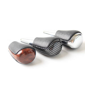 Pommeau de levier de vitesse en cuir chromé ergonomique pour Toyota Camry Prado Corolla Verso Crown Tundra Prev - Product Image 2