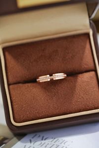 Xinfly AU750 18K Pure Gold <b>Couple</b> <b>Rings</b> Natural Diamond Classic Cut Invisible for Wedding Party Jewelry for Men Women - Product Image 3