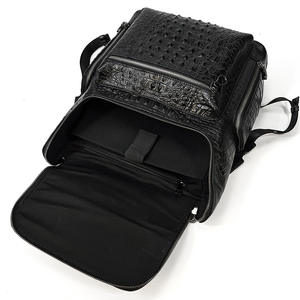 Zaino in vera pelle con fiore di coccodrillo stile coreano borsa da uomo con strato <span class=keywords><strong>superiore</strong></span> in pelle di mucca Multi-funzionale per studenti - Product Image 3